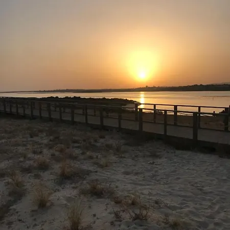Na Primeira Linha Da Ria Formosa